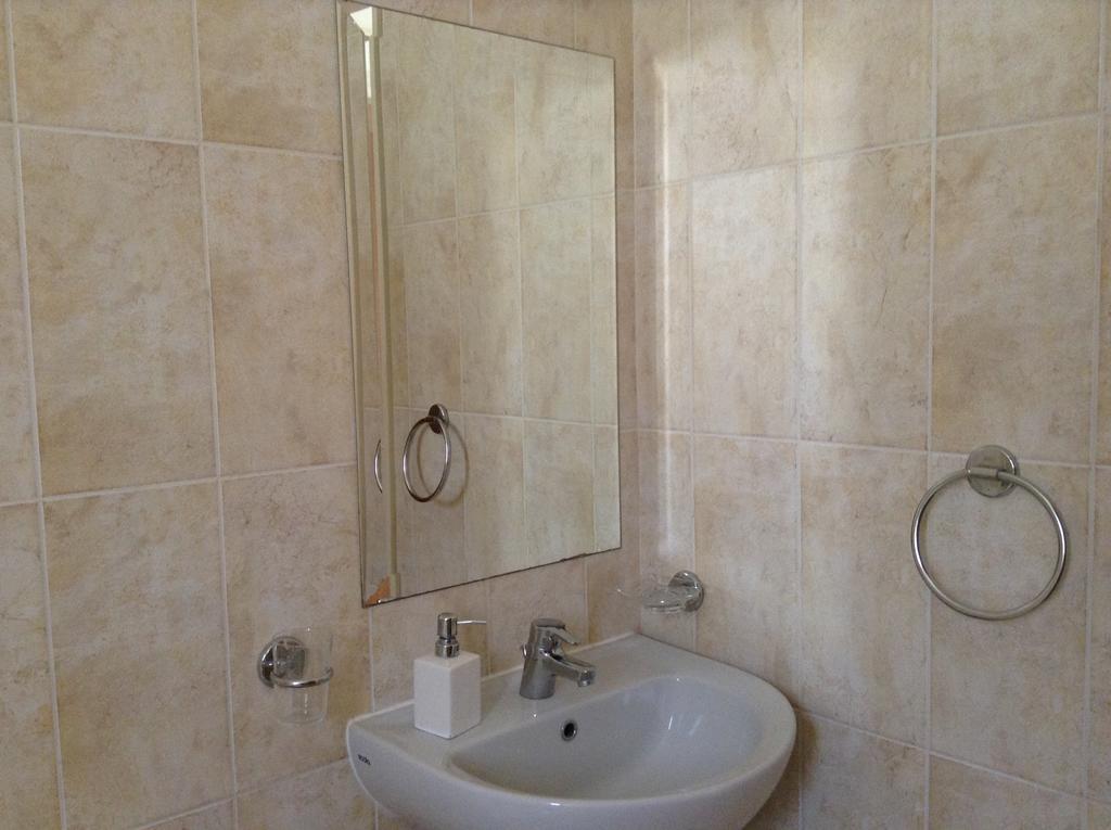 Adriana Holiday Resort Paphos Phòng bức ảnh