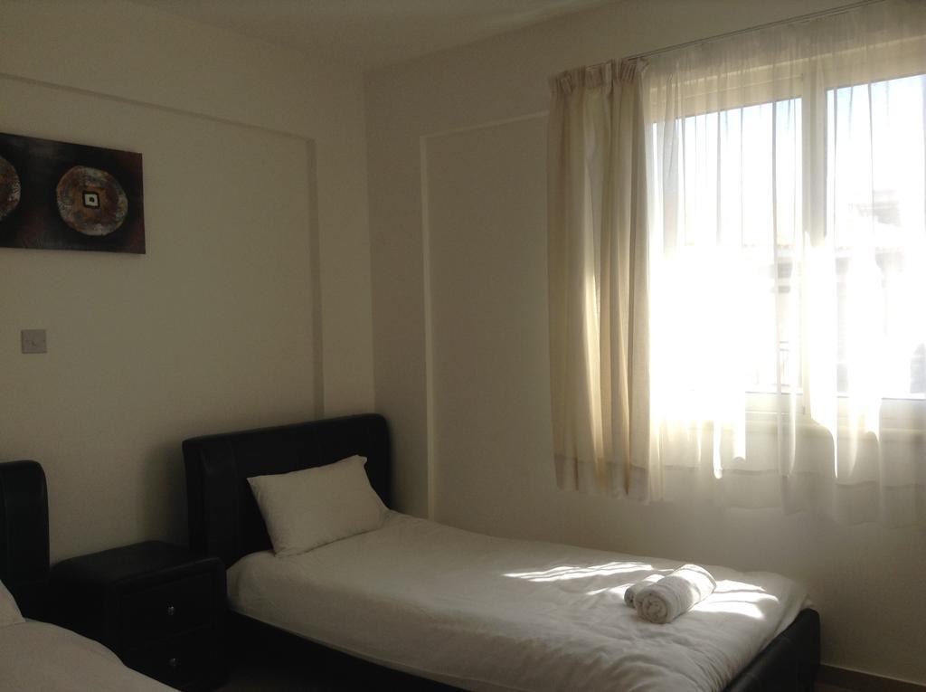 Adriana Holiday Resort Paphos Ngoại thất bức ảnh